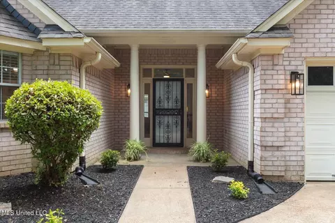 4275 Bienville Rd, Nesbit, MS 38651 photo 2