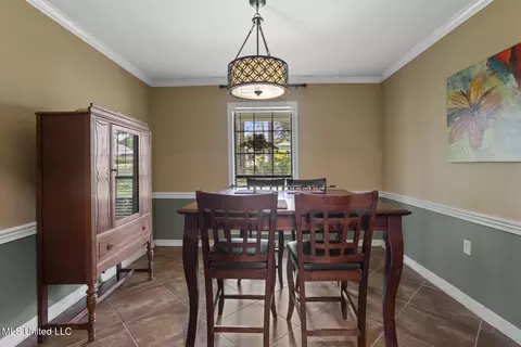 Dining - 316 Fox Holw, Canton, MS 39046 photo 2 of 3