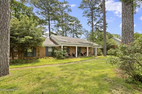 Exterior - 316 Fox Holw, Canton, MS 39046 photo 2 of 3