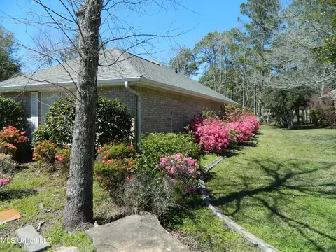 56115 E Diamondhead Dr, Diamondhead, MS 39525 photo 14