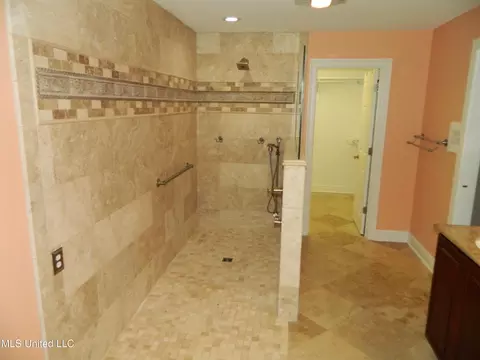56115 E Diamondhead Dr, Diamondhead, MS 39525 photo 33