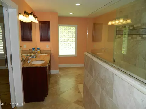 56115 E Diamondhead Dr, Diamondhead, MS 39525 photo 32