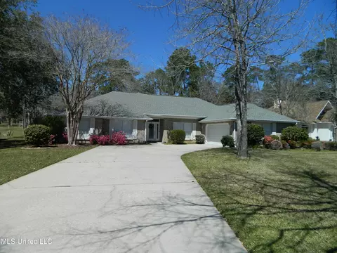 56115 E Diamondhead Dr, Diamondhead, MS 39525 photo 3