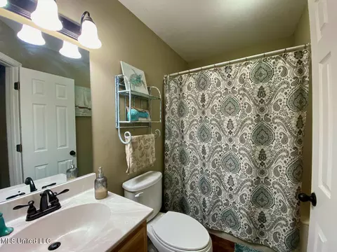 107 Claire Ln, Lucedale, MS 39452 photo 12