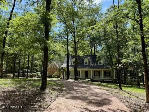 Exterior - 618 Gordon Pl #618, Madison, MS 39110 photo 1 of 6