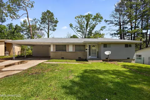 2920 Robinson Rd, Jackson, MS 39209