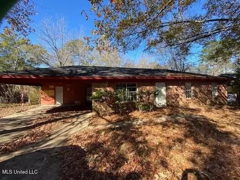 952 Palm St, Jackson, MS 39212