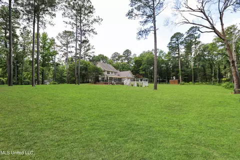 Exterior - 328 Ingleside Dr, Madison, MS 39110 photo 12 of 18