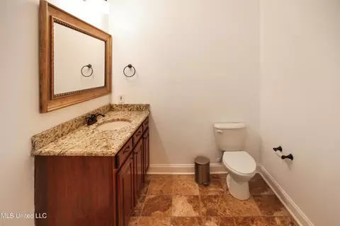 Bath - 328 Ingleside Dr, Madison, MS 39110 photo 1 of 7