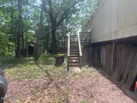 8705 Maple Ave, Ocean Springs, MS 39564