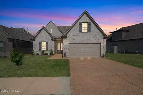 7785 Parkridge Dr, Southaven, MS 38671