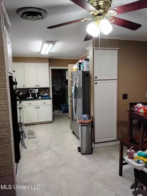 Kitchen - 807 Line Dr, Forest, MS 39074 photo 1 of 1