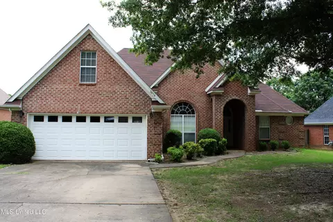 3454 W Houglass Dr, Hernando, MS 38632