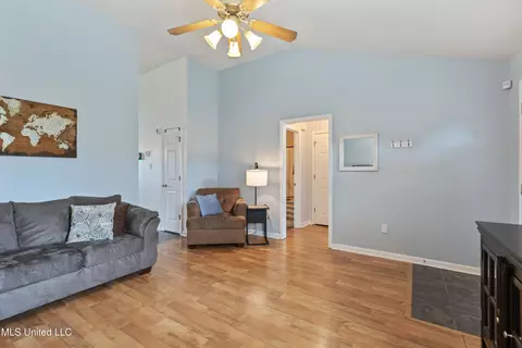 5602 E Kaitlyn Dr, Walls, MS 38680 photo 7
