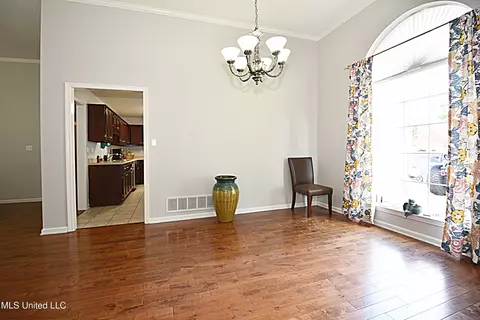 1649 W Drake Cv, Hernando, MS 38632 photo 4