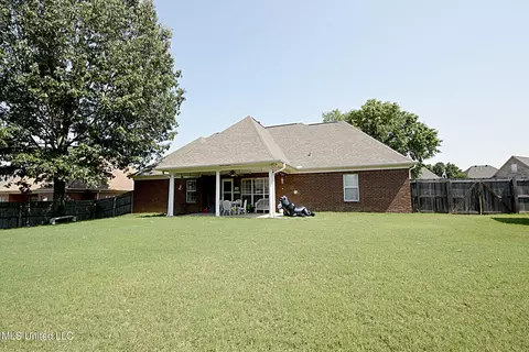 1649 W Drake Cv, Hernando, MS 38632 photo 17