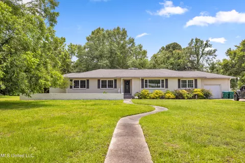 201 47th St, Gulfport, MS 39507
