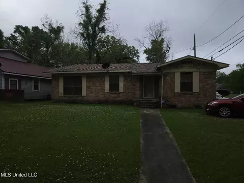 3324 Davis St, Moss Point, MS 39563 photo 1