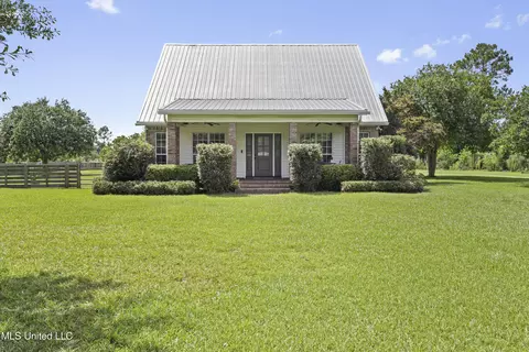 12219 County Farm Rd, Gulfport, MS 39503