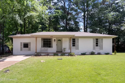 2670 Williamsburg Ln, Hernando, MS 38632