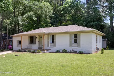 2670 Williamsburg Ln, Hernando, MS 38632 photo 3