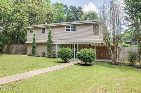 103 Woodlark Cir, Carriere, MS 39426