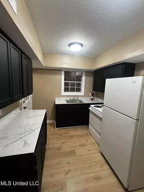 Kitchen - 270102 Jamestown Way #2, Jackson, MS 39211 photo 1 of 3