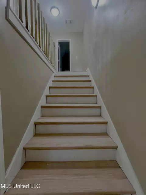 Entry Way - 270102 Jamestown Way #2, Jackson, MS 39211 photo 1 of 2