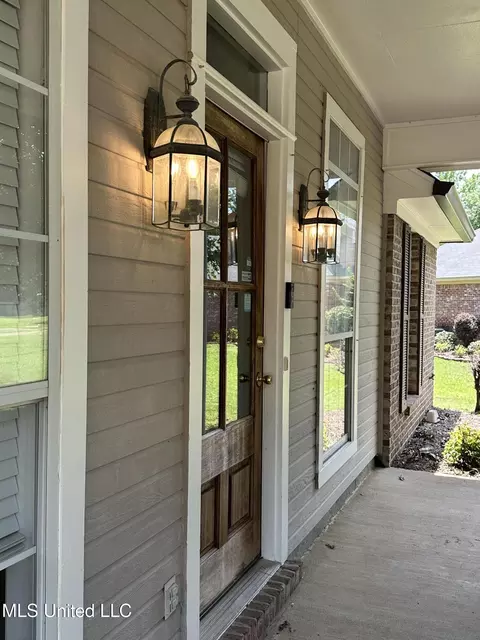 Exterior - 125 Channing Cir, Canton, MS 39046 photo 2 of 6