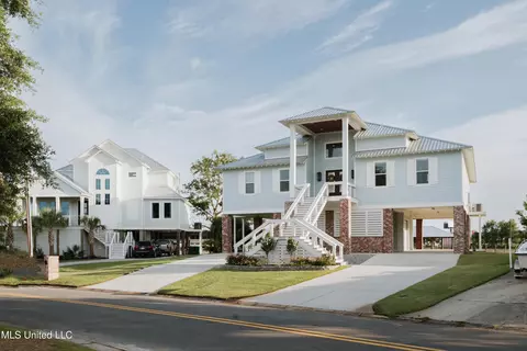 13152 Hanover Dr, Ocean Springs, MS 39564