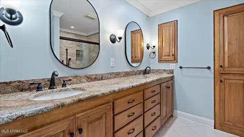 Bath - 112 Eastgate Cir, Forest, MS 39074 photo 1 of 4
