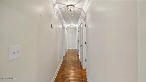 Entry Way - 112 Eastgate Cir, Forest, MS 39074 photo 2 of 3