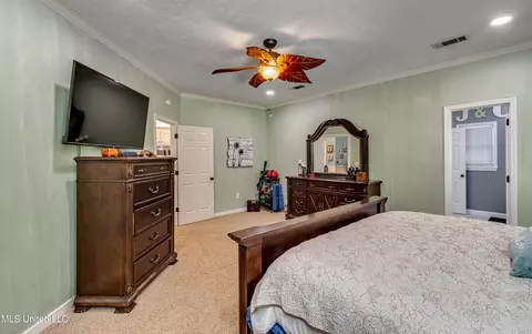 Bedroom - 568 Cliffview Dr, Brandon, MS 39047 photo 12 of 12