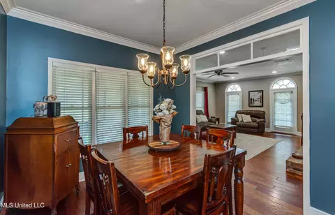 Dining - 568 Cliffview Dr, Brandon, MS 39047 photo 4 of 6