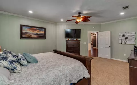 Bedroom - 568 Cliffview Dr, Brandon, MS 39047 photo 10 of 12