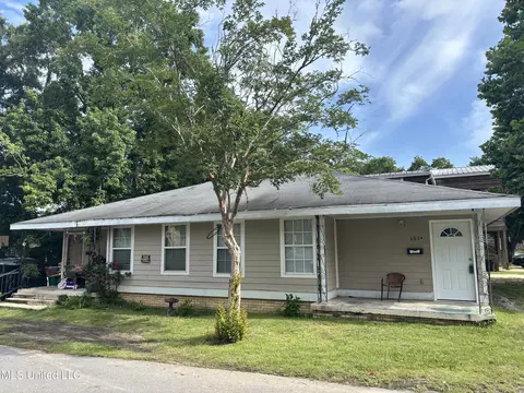 265 Graham Ave, Biloxi, MS 39530