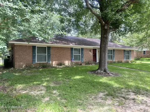 157 Fern Valley Rd, Brandon, MS 39042