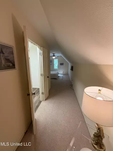 Entry Way - 171 E Hill Dr, Madison, MS 39110 photo 1 of 1