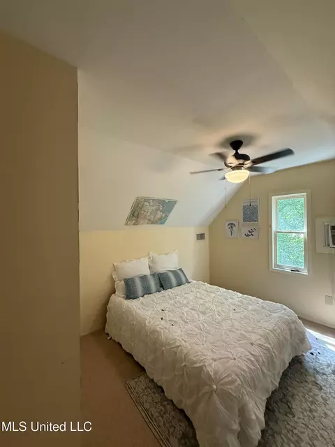 Bedroom - 171 E Hill Dr, Madison, MS 39110 photo 4 of 4