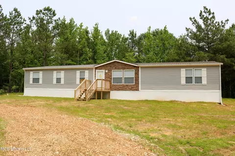 208 Cedar Crest Dr, Coldwater, MS 38618