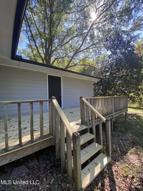 Exterior - 9237 Mason St, Olive Branch, MS 38654 photo 2 of 2
