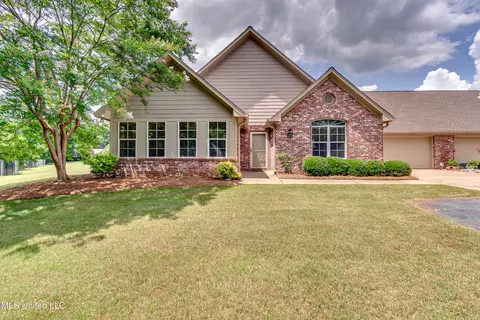 804 Charmant Pl, Ridgeland, MS 39157