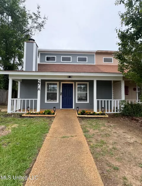 27 Northtown Rd #A, Jackson, MS 39211