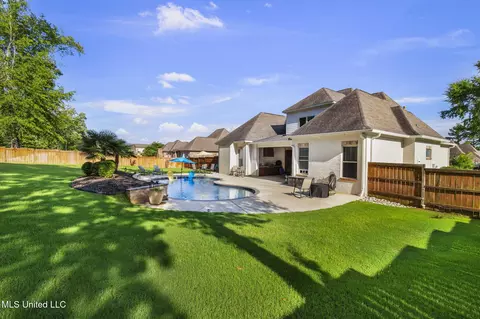 Exterior - 120 Saddlebrook Cv, Madison, MS 39110 photo 9 of 20