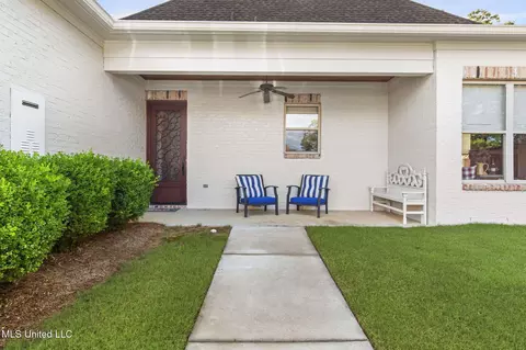 Exterior - 120 Saddlebrook Cv, Madison, MS 39110 photo 19 of 20