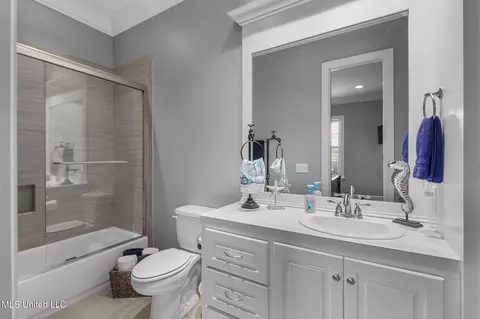 Bath - 120 Saddlebrook Cv, Madison, MS 39110 photo 1 of 9