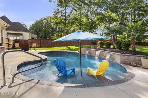 Exterior - 120 Saddlebrook Cv, Madison, MS 39110 photo 13 of 20