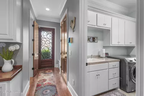 Entry Way - 120 Saddlebrook Cv, Madison, MS 39110 photo 5 of 11