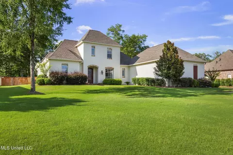 Exterior - 120 Saddlebrook Cv, Madison, MS 39110 photo 2 of 20