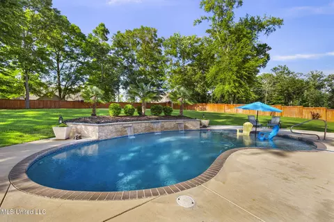 Exterior - 120 Saddlebrook Cv, Madison, MS 39110 photo 7 of 20